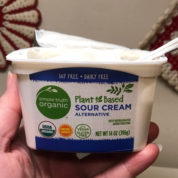 photo of Simple Truth Plant Based Sour Cream Alternative shared by @princessofdoom on  27 Jan 2022 - review