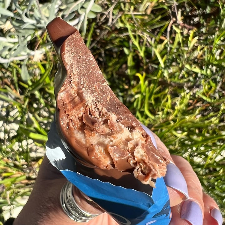 review photo of NOMO Reindeer Cookie dough shared by @ronirios on 17 Nov 2022 - review
