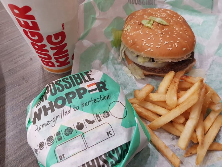 photo of Burger King Impossible Whopper shared by @cibjork on  11 Mar 2020 - review