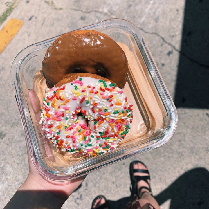 review photo of The Donuttery Half Dozen shared by @veganhotchip on 29 Nov 2020 - review
