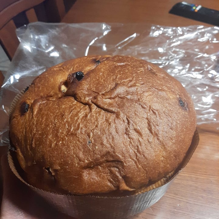 review photo of Nattura Panettone con uvetta shared by @paoveg on 25 Dec 2022 - review