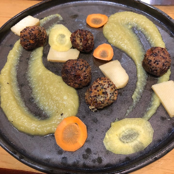 review photo of La Campaza polpette di quinoa con crema di topinambur shared by @emmabe on 05 Aug 2022 - review