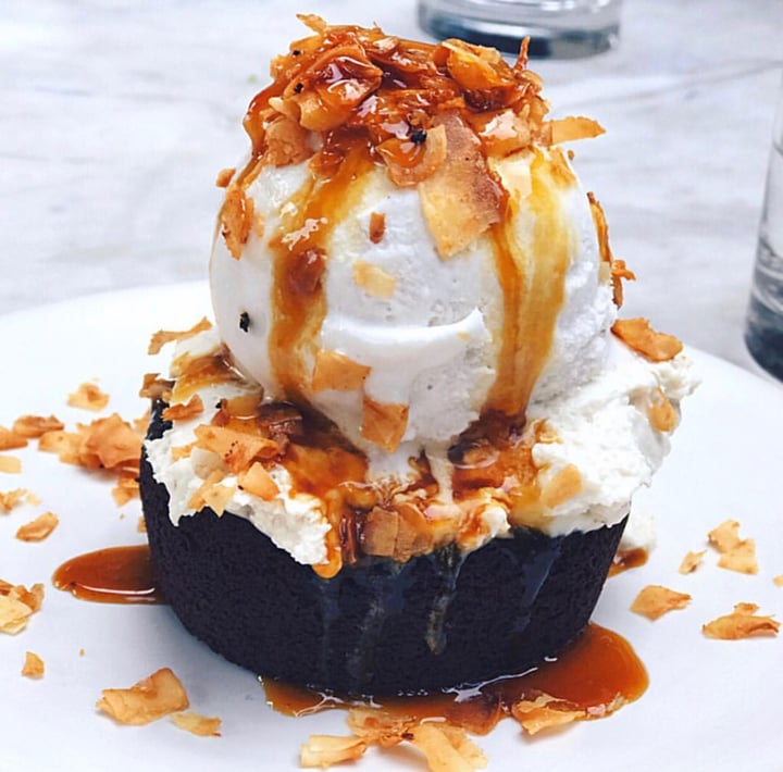 photo of Gracias Madre Vegan Brownie with Coconut Bacon Chips shared by @amipark on  20 Jan 2019 - review