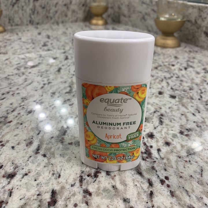 photo of Equate Beauty Aluminum Free Deodorant Apricot shared by @porschesimone on  23 Dec 2020 - review