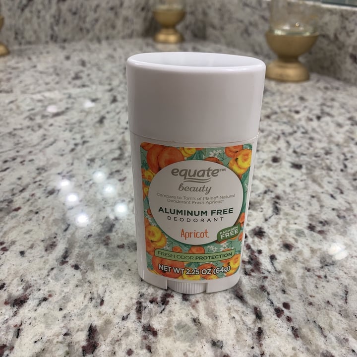 review photo of Equate Beauty Aluminum Free Deodorant Apricot shared by @porschesimone on 23 Dec 2020 - review