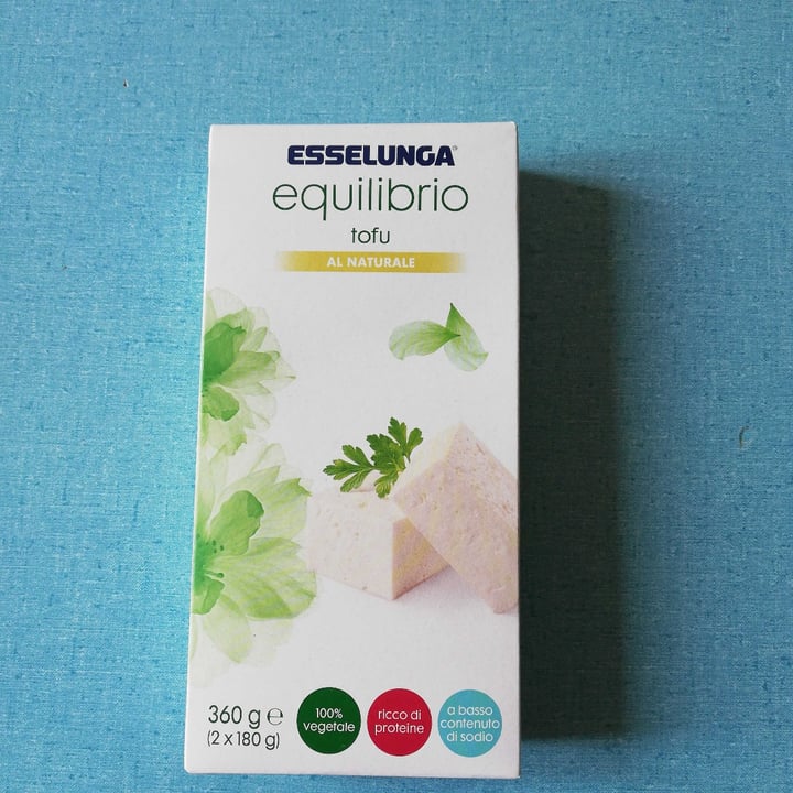 review photo of Esselunga Tofu Al Naturale shared by @cridellavolpe on 24 Apr 2021 - review