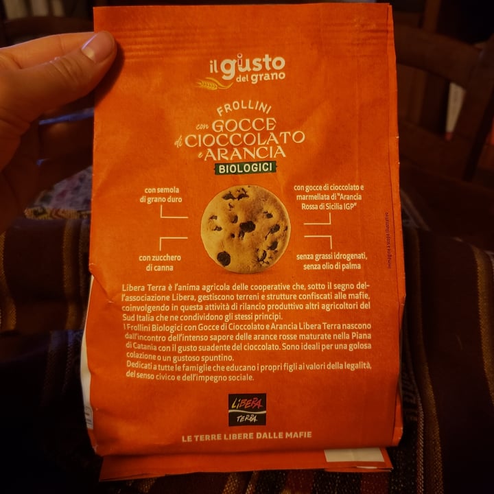 photo of Il gusto del grano Frollini Con Gocce Di Cioccolato E Arancia shared by @tercorb on  23 Oct 2022 - review