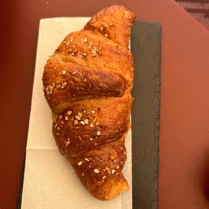 photo of Pasticceria Delice Brioche Vegana  Alle More shared by @beafilippin on  20 Jun 2022 - review