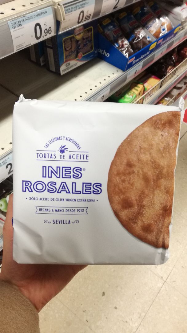 photo of Inés Rosales Tortas de Aceite Tradicionales shared by @vegan-vegan on  02 Dec 2019 - review
