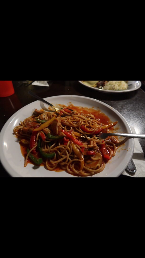 photo of Sharing Planet Vegetarian Spaghetti and Fruit Salad shared by @daphling on  24 May 2019 - review