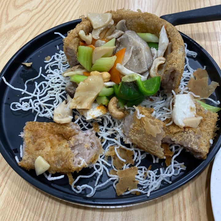 photo of SHU Vegetarian Yam basket shared by @amindfulmiao on  30 Dec 2020 - review