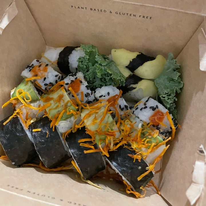 photo of Let it V - Vegan Sushi Tabla Hey Jude shared by @lulifante on  20 Jan 2022 - review