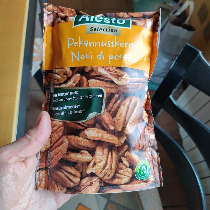 photo of Alesto Noci pecan shared by @veronicamasotti on  01 Apr 2022 - review