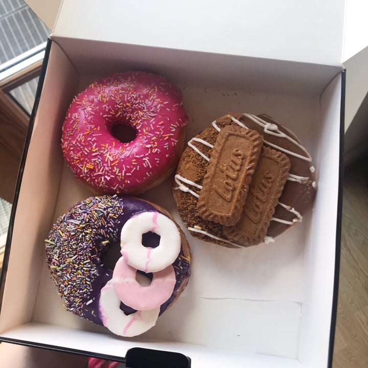 photo of Doughnotts 3 for £6 Vegan Donuts shared by @emmaxxx on  08 Apr 2019 - review