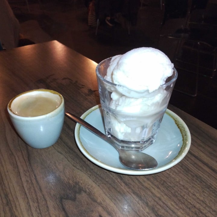 photo of The Flying Duck Affogato shared by @veganadam on  25 Sep 2022 - review