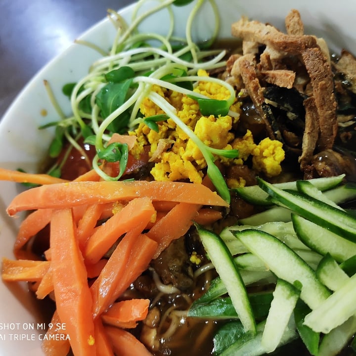 photo of New Green Pasture Cafe Shanghai Style Zha Jiang Mian 上海式炸醬麵 shared by @juzm0i on  06 Sep 2020 - review