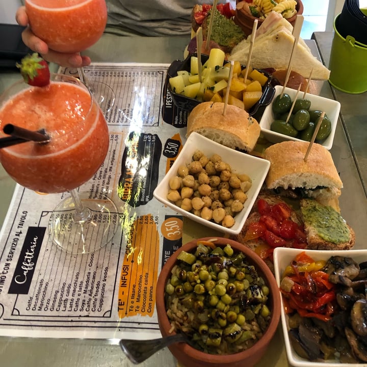 photo of Zumoso Roma Aperitivo shared by @ilaria00 on  30 May 2022 - review
