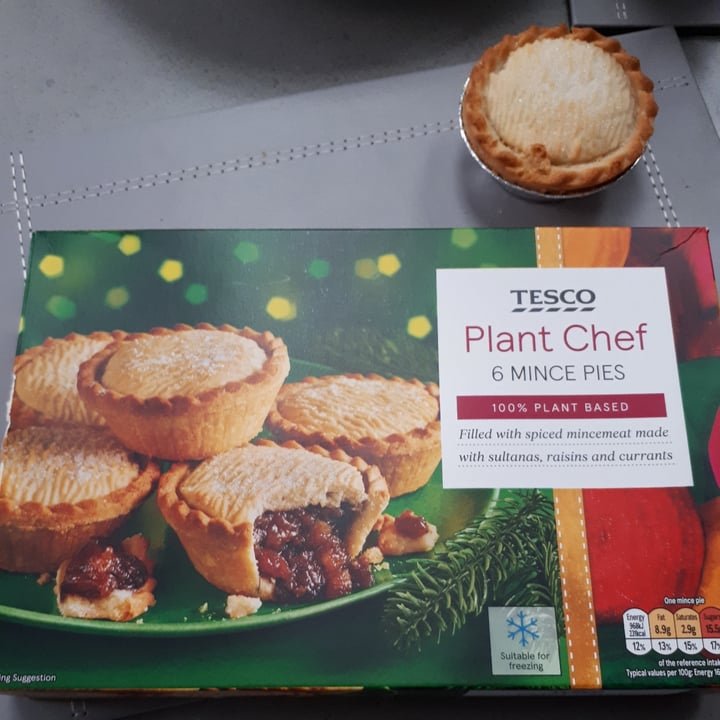 review photo of Tesco Plant Chef 6 mince pies shared by @carmel44 on 17 Dec 2020 - review