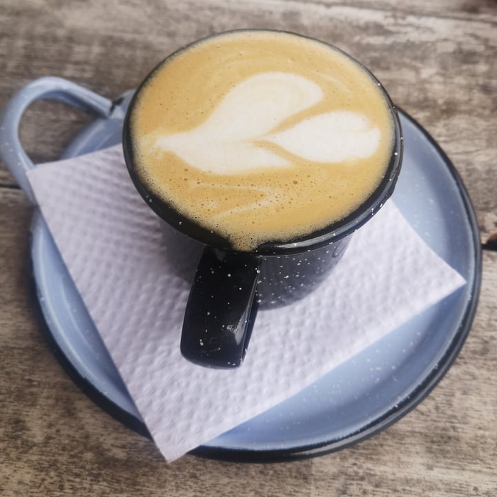 photo of Ocaso Coffee House Salento Cappuccino Con Leche De Almendras shared by @babygary on  15 May 2022 - review