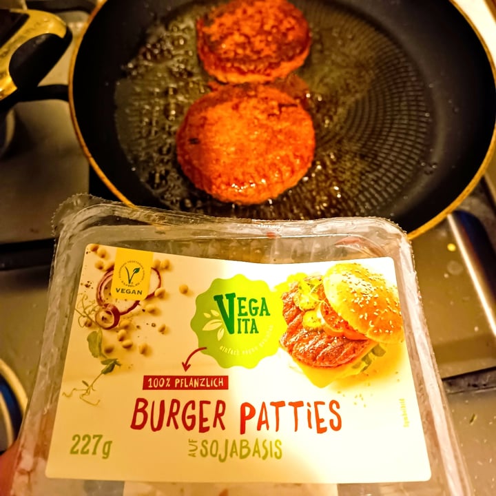 review photo of Vegavita Burger shared by @aidazvrk on 22 Sep 2022 - review