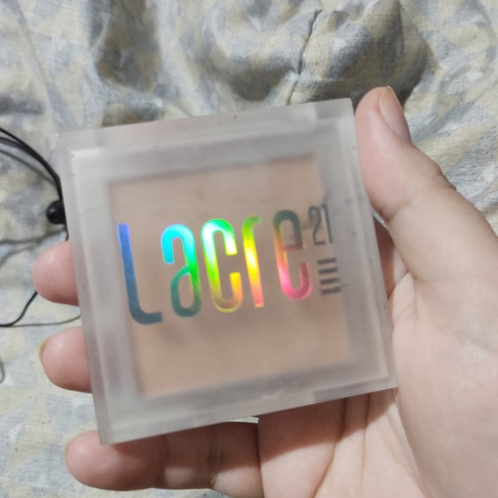 review photo of Lacre21 BT21 Iluminador shared by @luanaferreira on 10 Aug 2021 - review