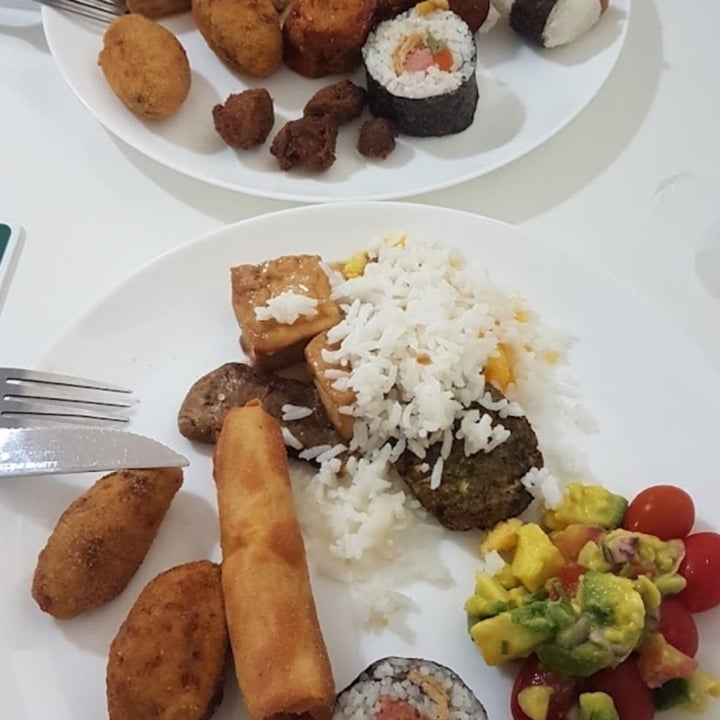 photo of Loving Hut Saúde restaurante 100% vegano shared by @mariosergio on  11 May 2022 - review