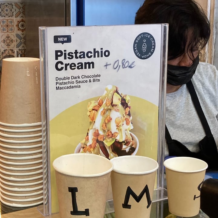 photo of The Cream Bcn Pistachio cream shared by @katelouisepowell on  28 Apr 2022 - review