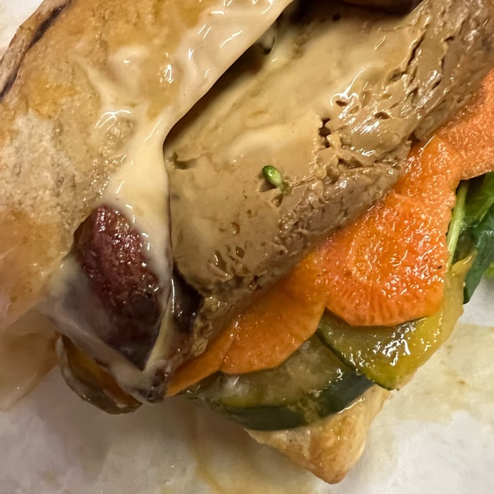photo of Manna Food Co. Satay Veg Sandwich shared by @ftc on  08 Oct 2022 - review