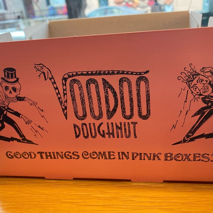 photo of Voodoo Doughnut - Broadway Portland cream shared by @nathlena19 on  08 Jan 2022 - review