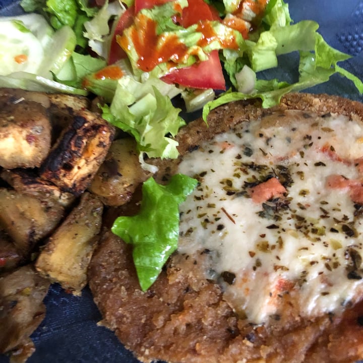 photo of Green Dragon - Vegan food Milanesa a la Napolitana shared by @xeci on  31 Jul 2022 - review