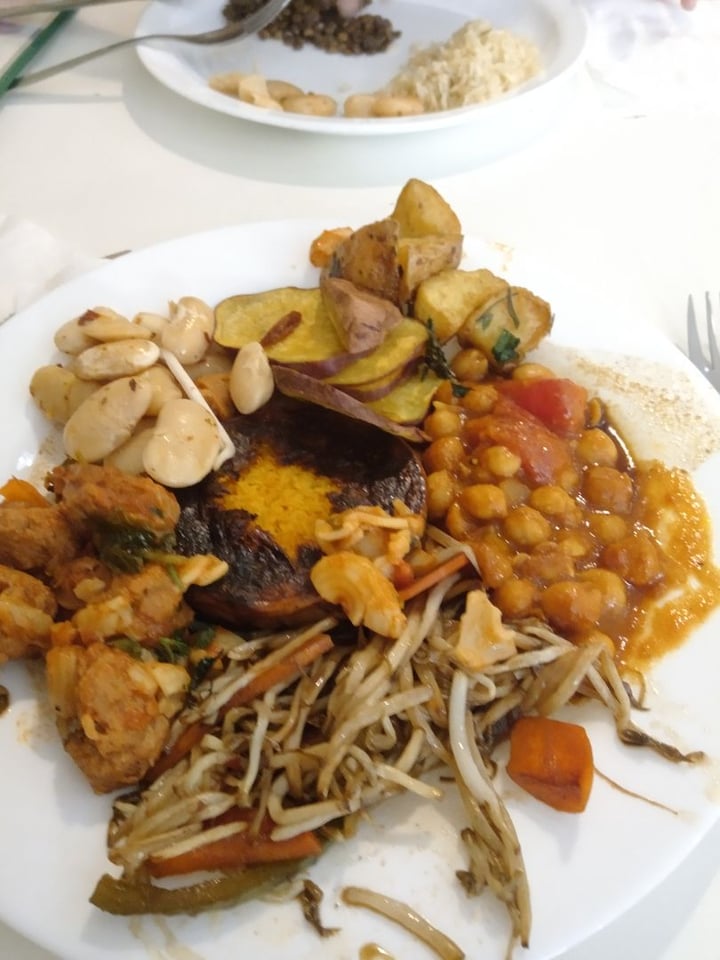 review photo of Loving Hut Microcentro Comida al peso shared by @aguibeli on 08 Feb 2020 - review
