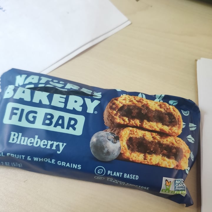 photo of Nature's Bakery Blueberry Fig Bar shared by @anbu on  08 Oct 2021 - review