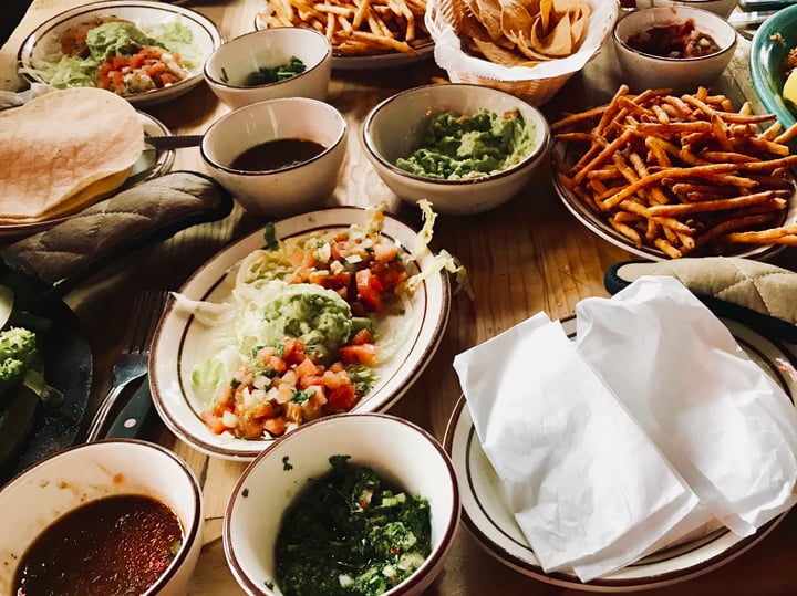 photo of Jose Tejas Steamed Veggie Fajitas shared by @veganpizzalover on  31 May 2018 - review