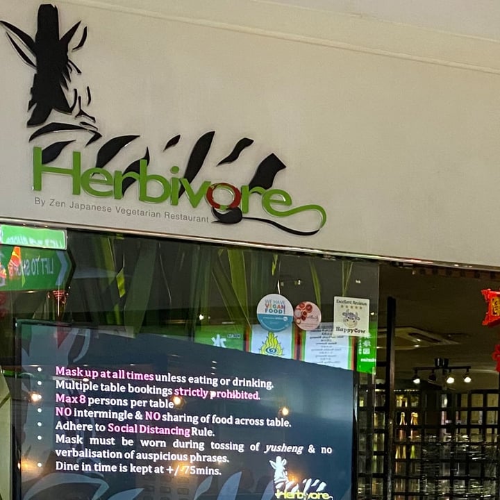 review photo of Herbivore Crispy Floss Maki shared by @thatsassymomo on 18 Feb 2021 - review