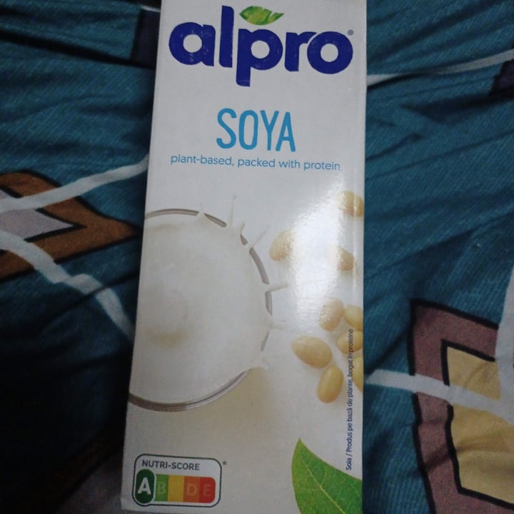 photo of Alpro Soya Plain Milk shared by @rixie on  15 Dec 2022 - review