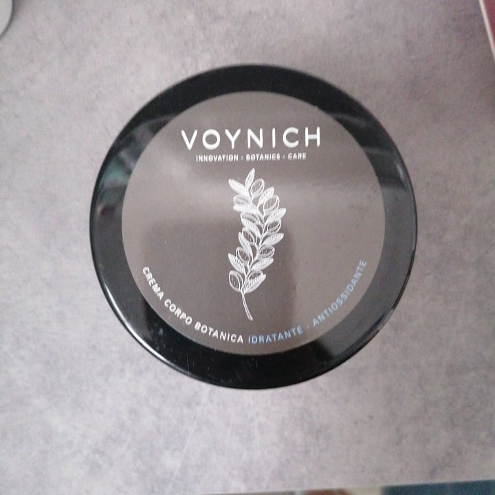 review photo of Voynich Crema corpo botanica shared by @sofiareggio on 13 Apr 2022 - review