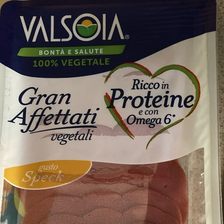 review photo of Valsoia Gran Affettati Vegetali Gusto Speck shared by @megveg85 on 12 Mar 2022 - review