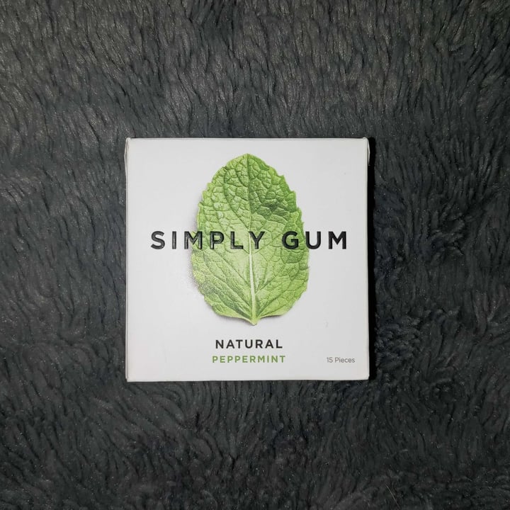 photo of Simply Gum Peppermint Gum shared by @alyssaa on  02 Mar 2022 - review