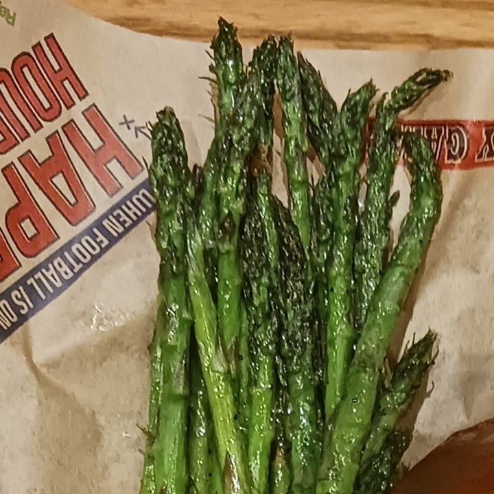 photo of Chili's Grill & Bar Asparagus Spears shared by @heartartichokehearts on  02 Nov 2022 - review