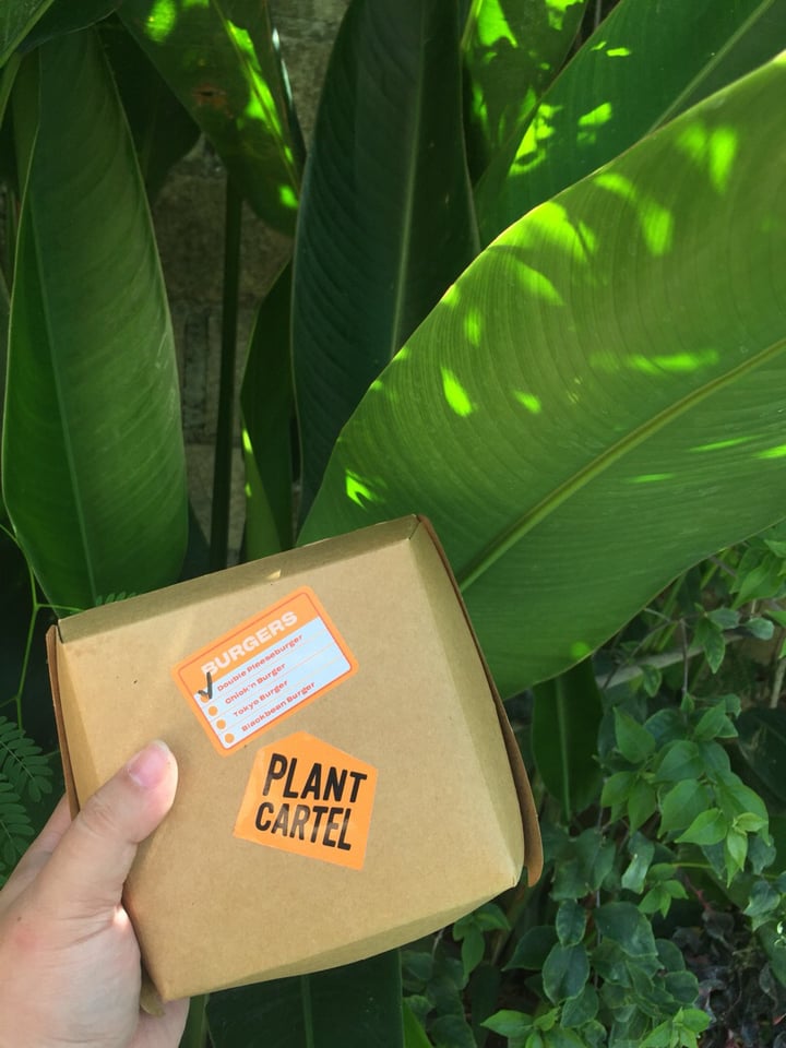 photo of Plant Cartel Double please burger shared by @saroar on  20 Dec 2019 - review