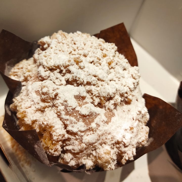 photo of Food Lover’s Market Apple Muffin shared by @anxietea on  29 May 2021 - review