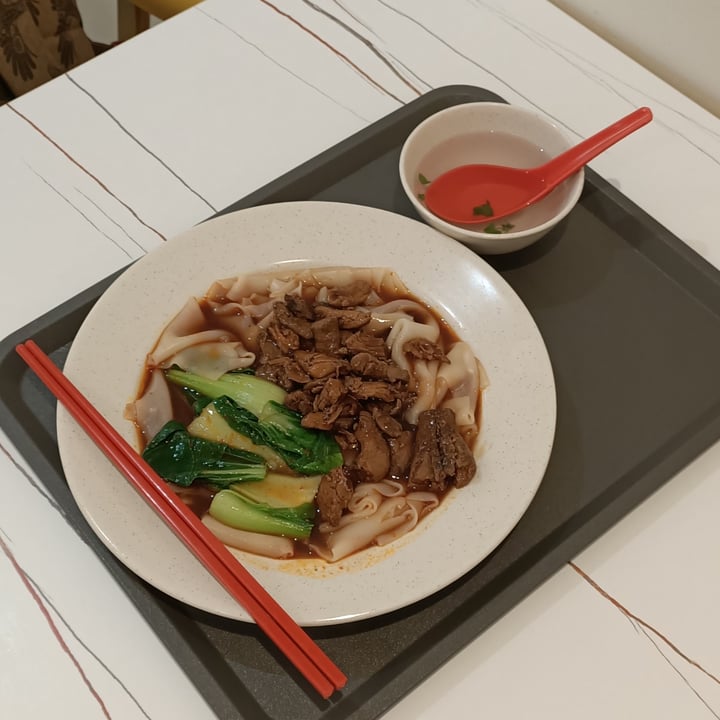 review photo of Green Bliss Habitat Duck Hor Fun shared by @ahungryveg on 23 May 2022 - review