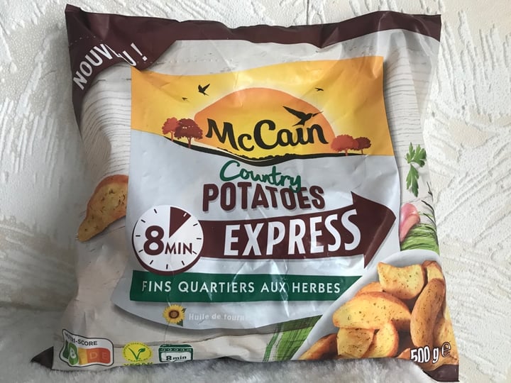 photo of McCain Country Potatoes shared by @kiananas on  12 Mar 2020 - review