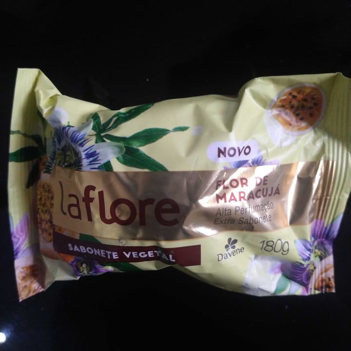 review photo of Davene Davene Flor De Maracujá Sabonete shared by @rayssaalencar on 10 Jul 2021 - review