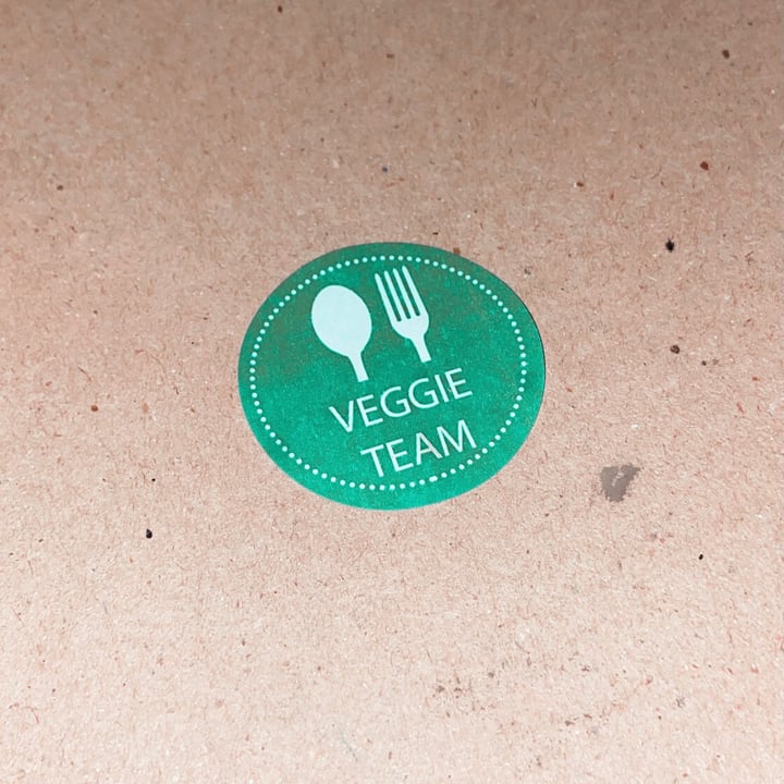review photo of Veggie Team Pizza shared by @camicoorrea on 29 Mar 2022 - review