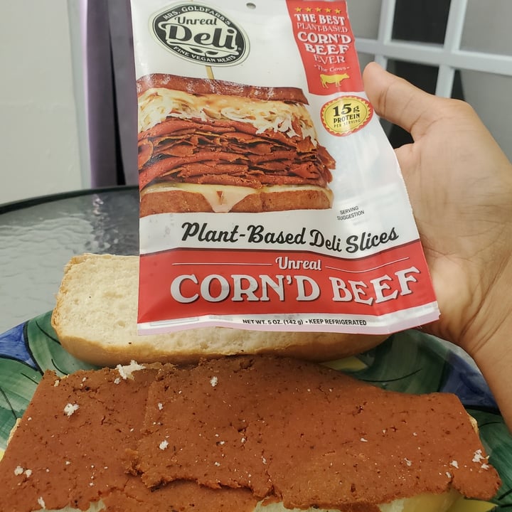 photo of Mrs. Goldfarb’s Unreal Deli Unreal Corn’d Beef Plant Based Deli Slices shared by @lliguerpr96 on  26 Jul 2022 - review