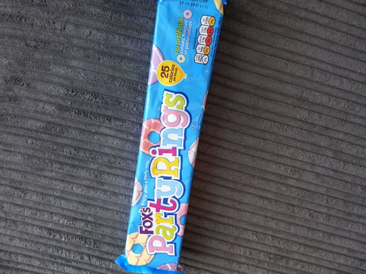 photo of Fox's Party Rings shared by @mxthkn on  01 Apr 2020 - review