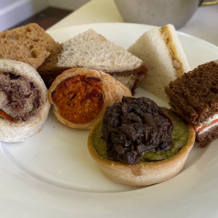 photo of The Dining Room at Butchart Gardens Afternoon Tea shared by @veganskaz on  19 Aug 2021 - review