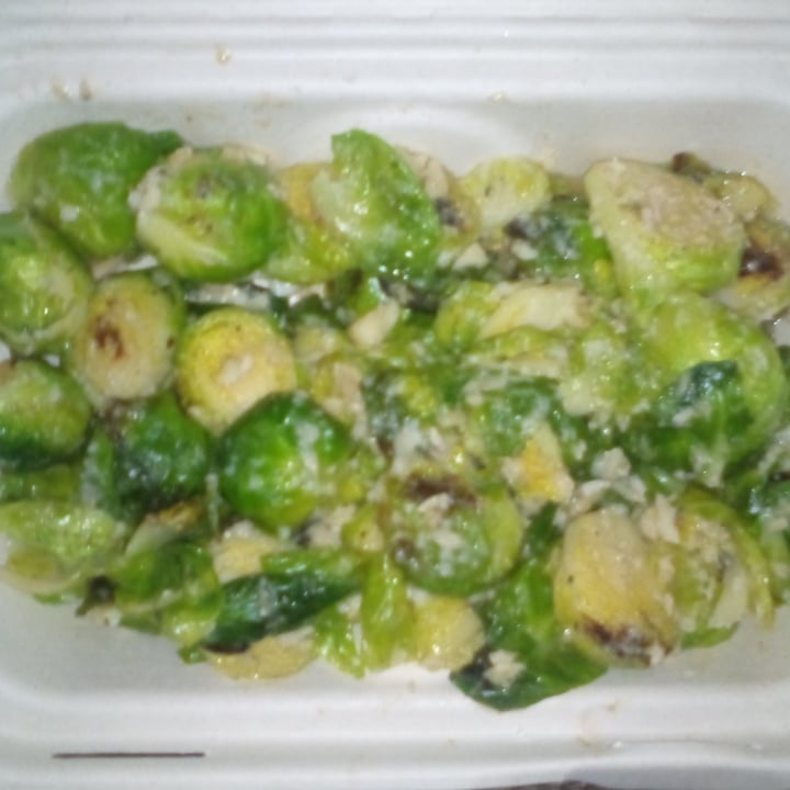 photo of Vegan City Hawaii Garlic Brussel Sprouts shared by @feelideal on  31 Jan 2022 - review