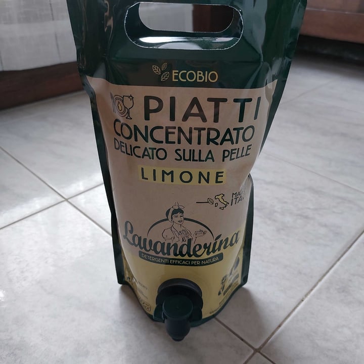 review photo of Ecobio Lavanderia Detergente Piatti Concentrato shared by @pipisqui on 15 Mar 2022 - review